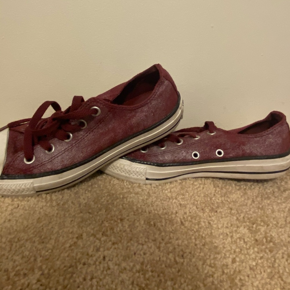Converse Low Tops